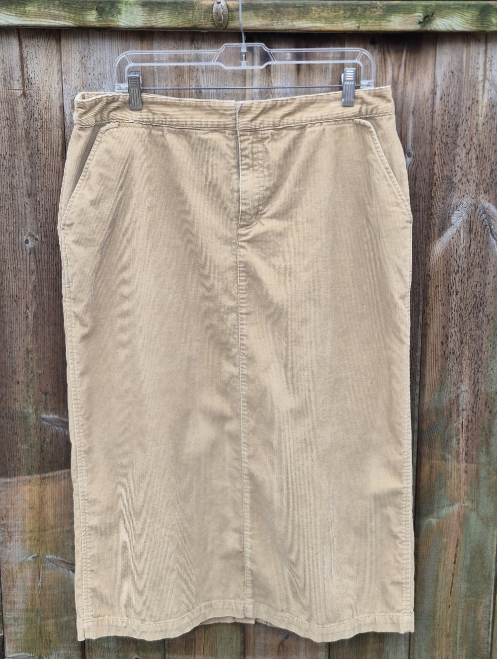 Eddie Bauer Size 14 Corduroy Long Skirt.